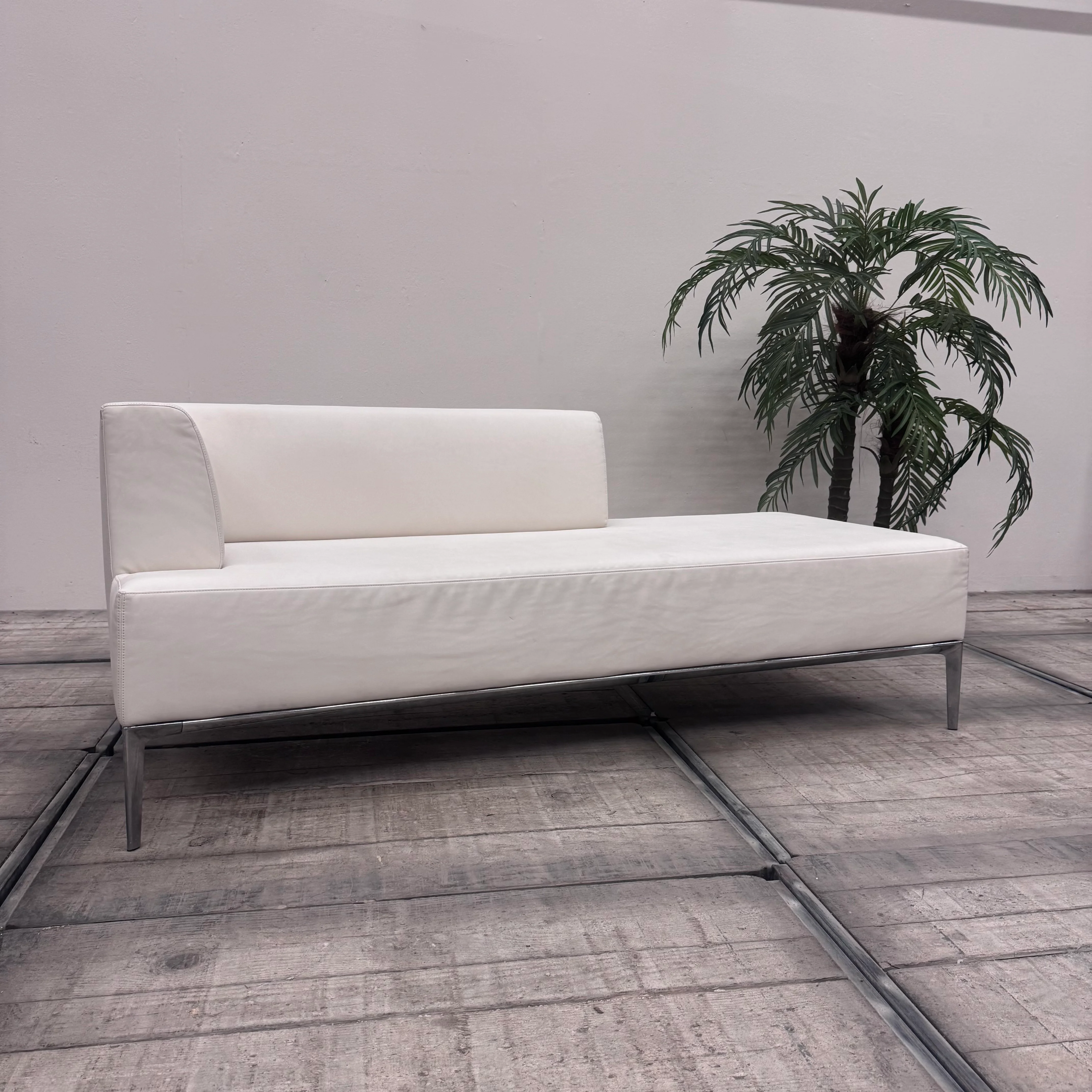 Sofa und Couchen